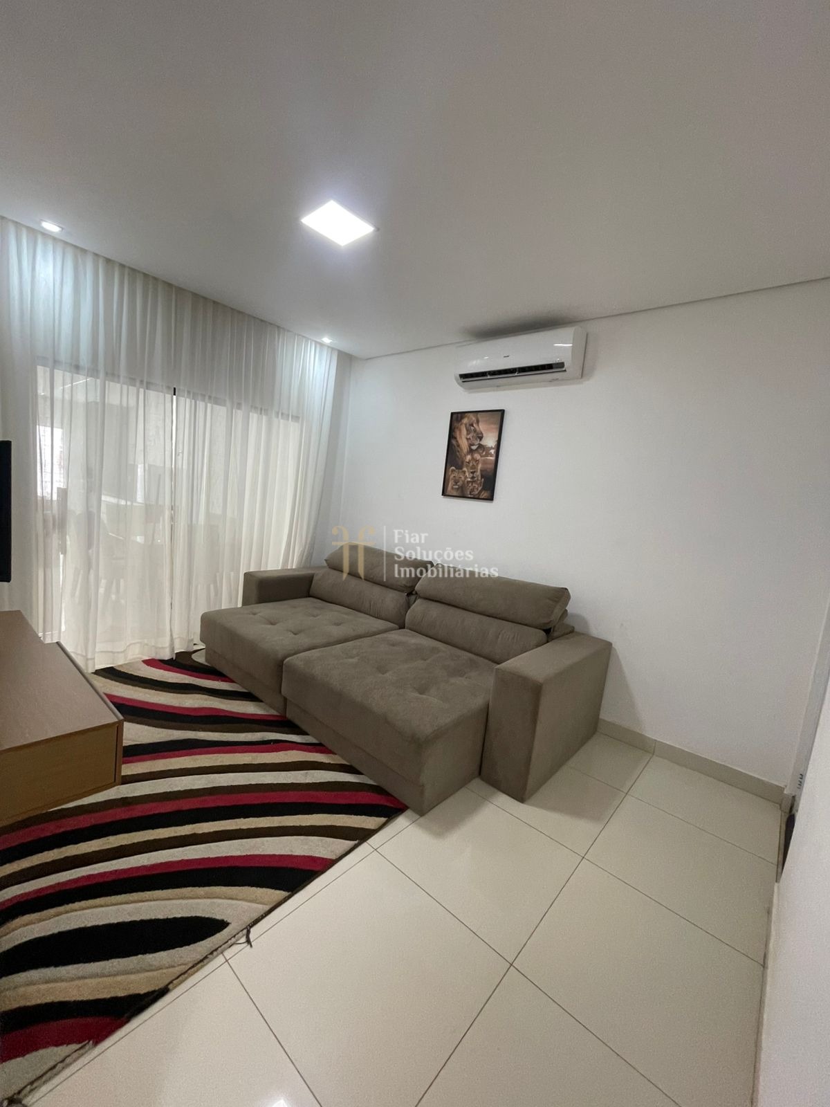 Casa à venda com 3 quartos, 120m² - Foto 2