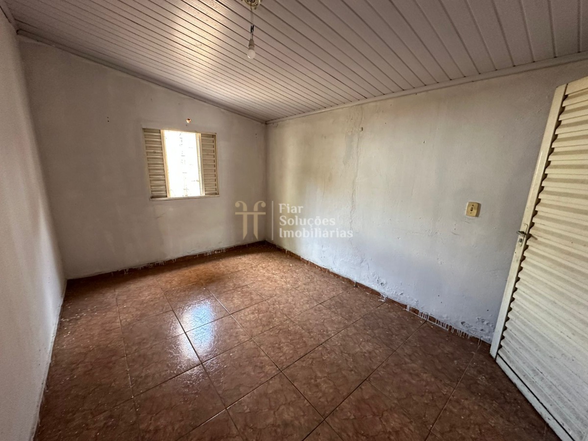 Casa à venda com 3 quartos, 149m² - Foto 4