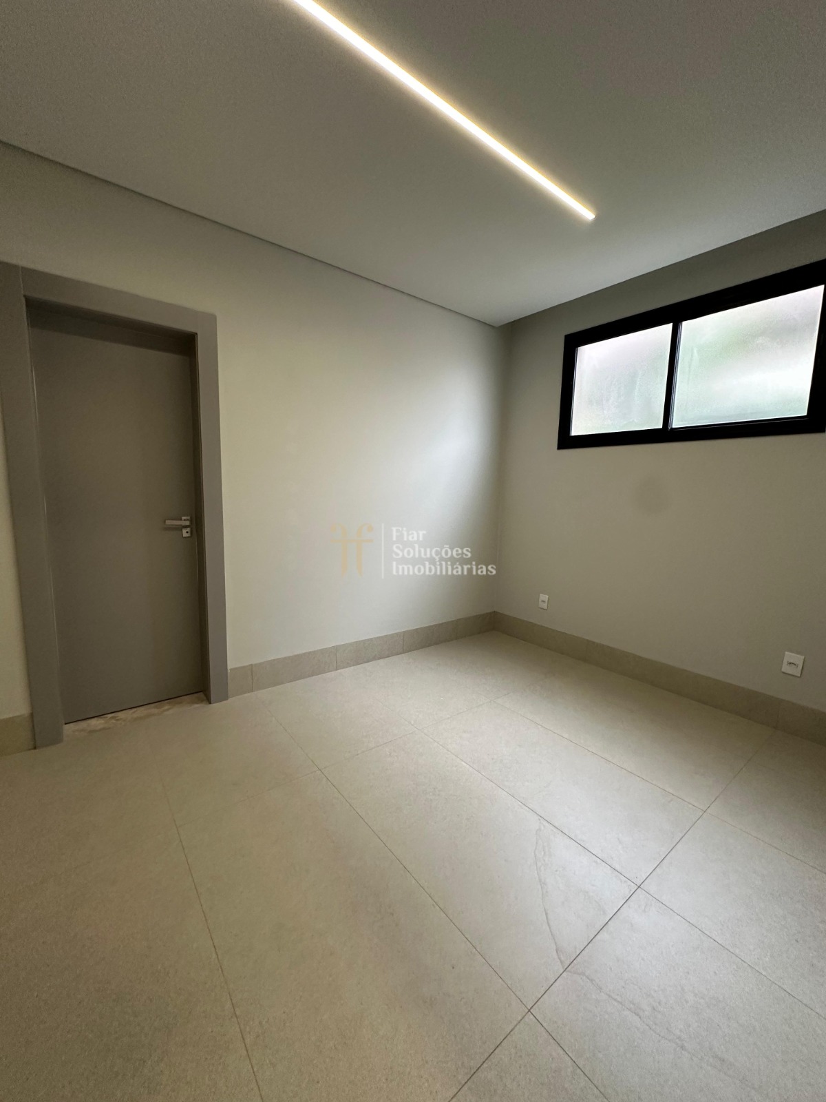 Sobrado à venda com 5 quartos, 347m² - Foto 21