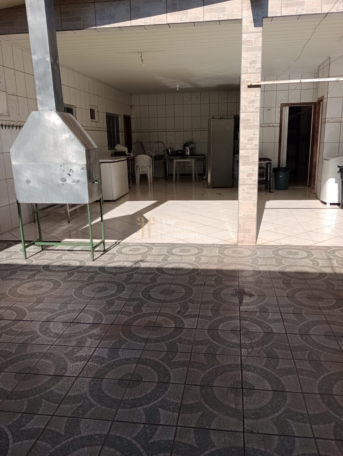 Casa à venda com 3 quartos, 200m² - Foto 12