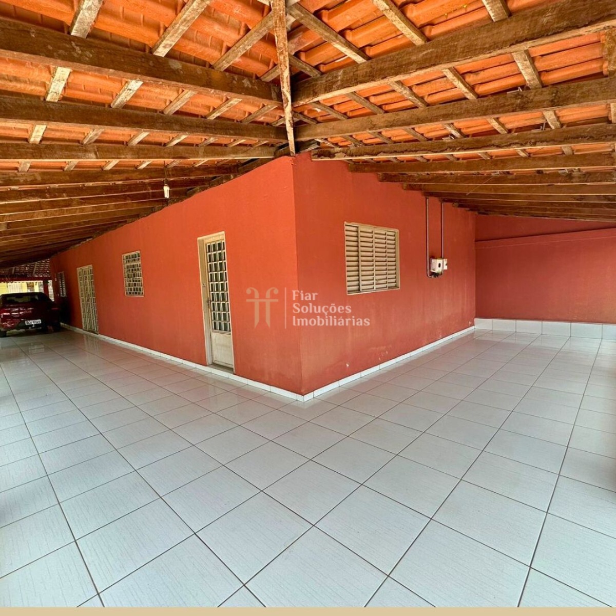 Fazenda à venda com 3 quartos, 345m² - Foto 2