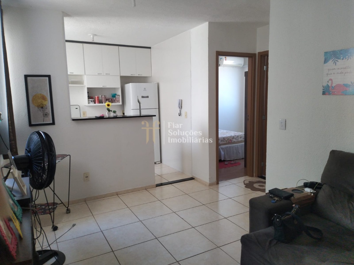 Apartamento à venda e aluguel com 2 quartos, 40m² - Foto 2