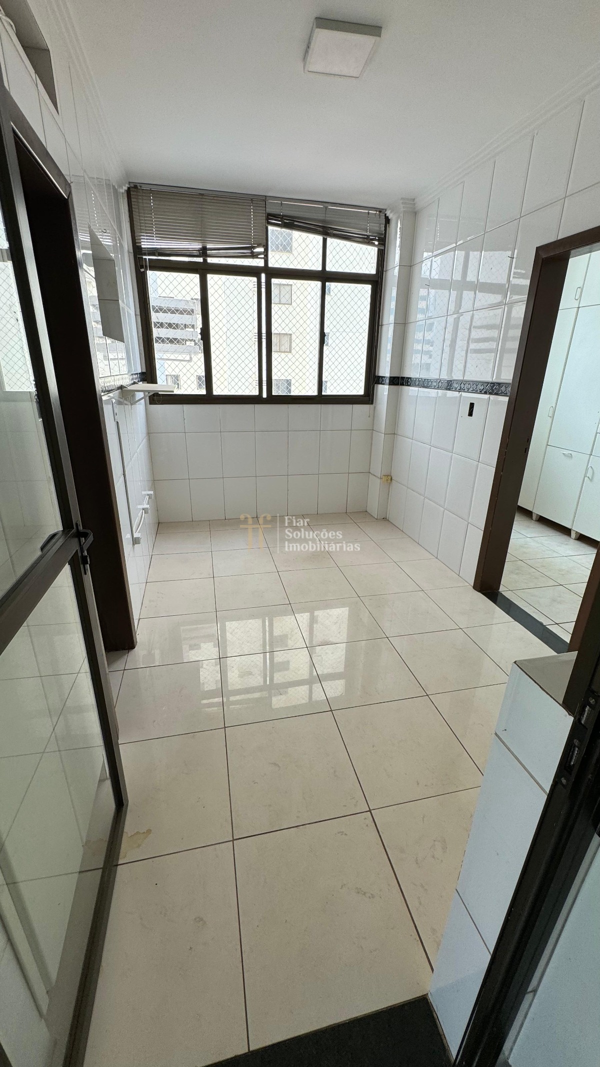 Apartamento à venda com 3 quartos, 144m² - Foto 14