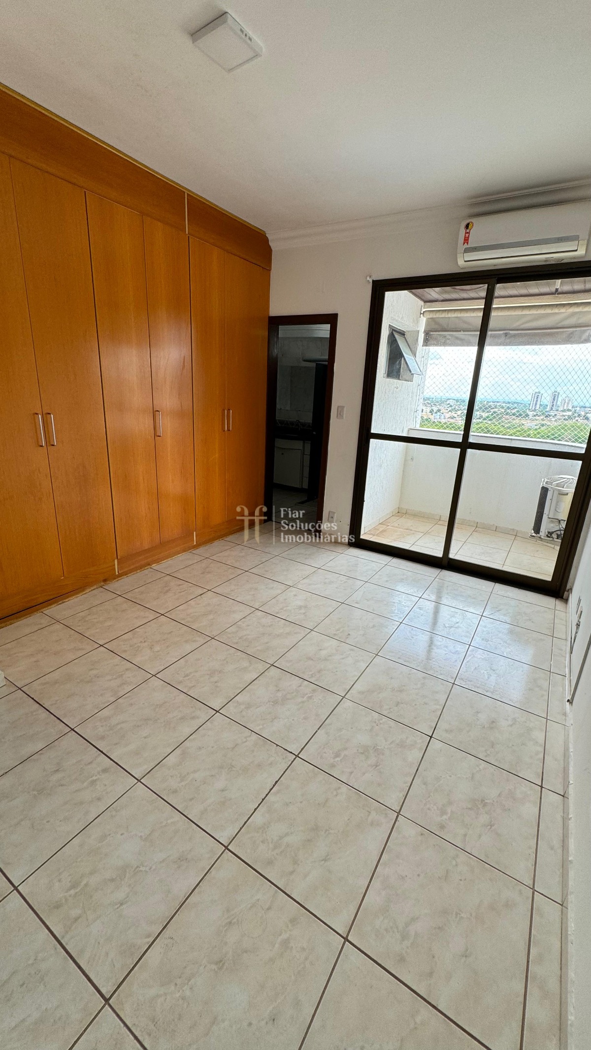 Apartamento à venda com 3 quartos, 144m² - Foto 6