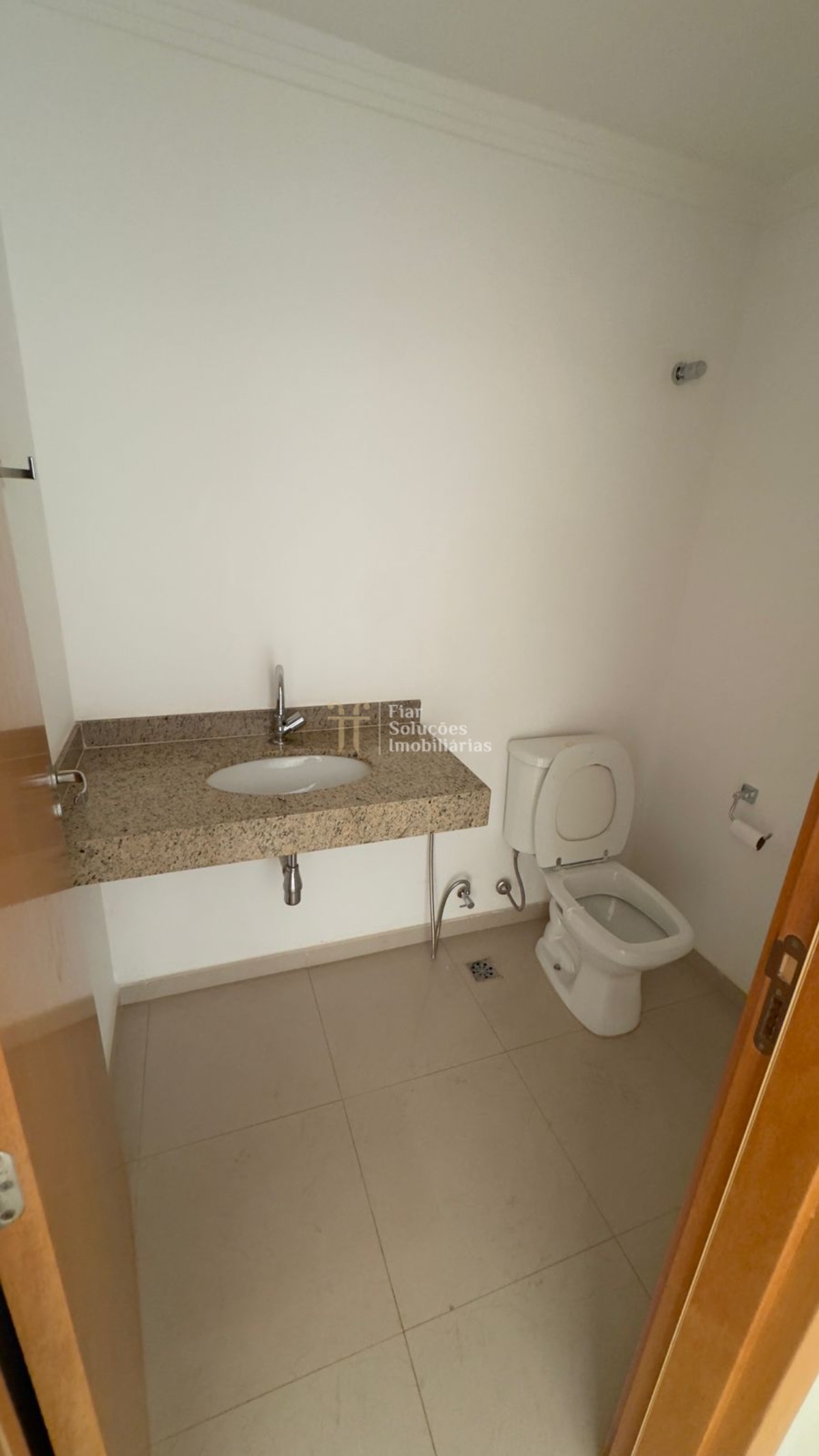 Apartamento à venda e aluguel com 3 quartos, 125m² - Foto 5