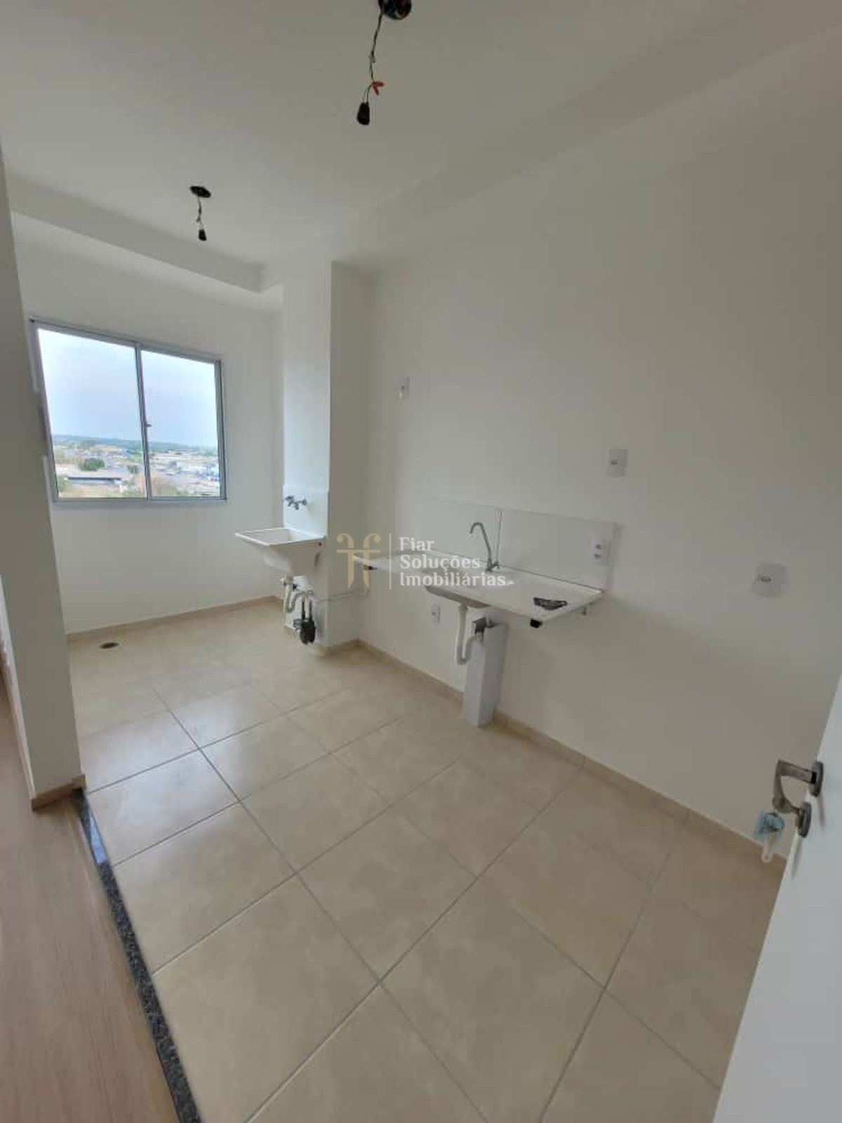 Apartamento à venda com 2 quartos, 42m² - Foto 3