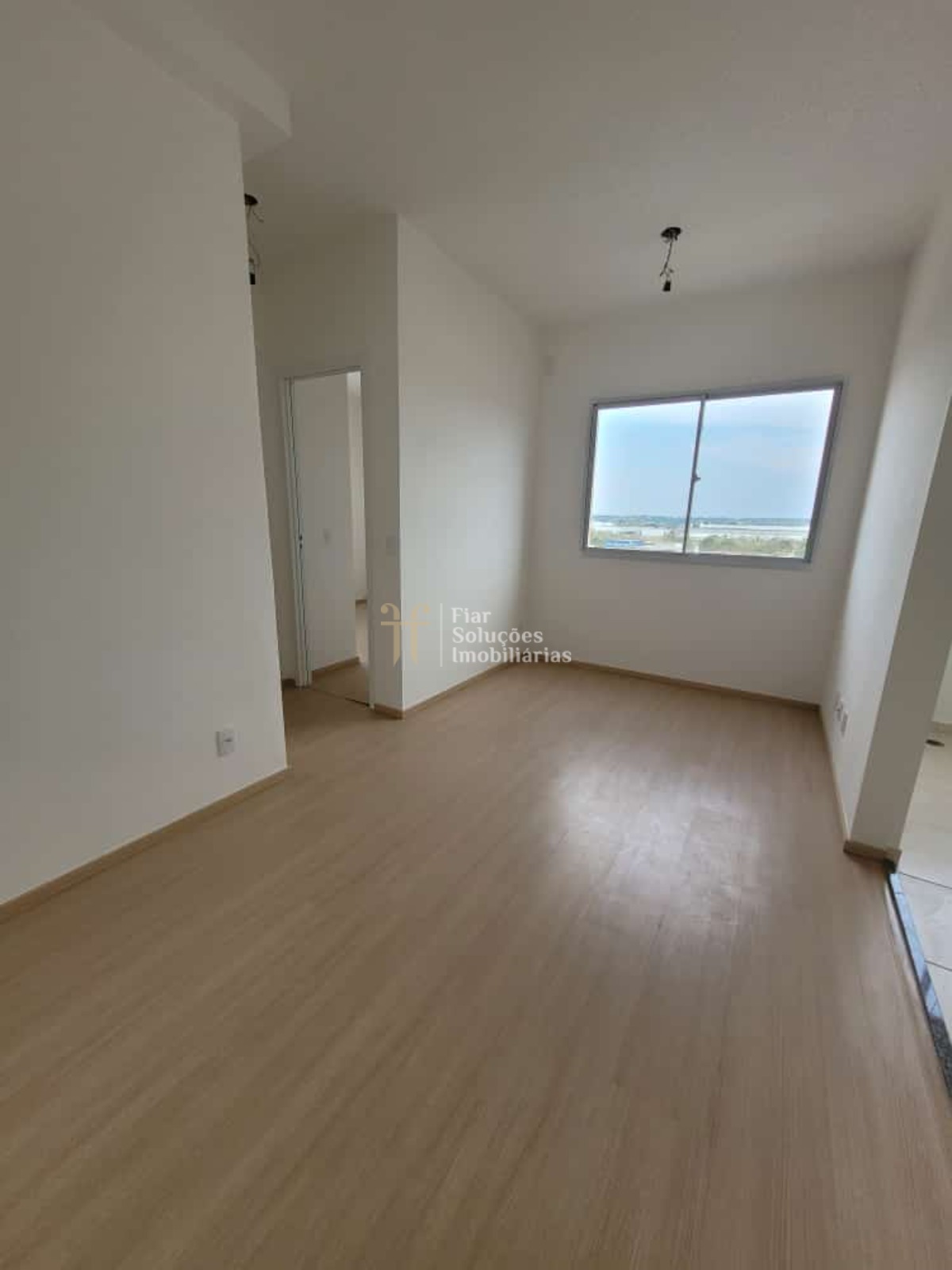 Apartamento à venda com 2 quartos, 42m² - Foto 2