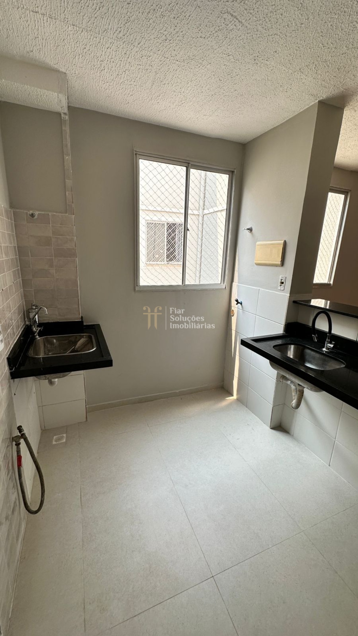 Apartamento à venda com 2 quartos, 42m² - Foto 4