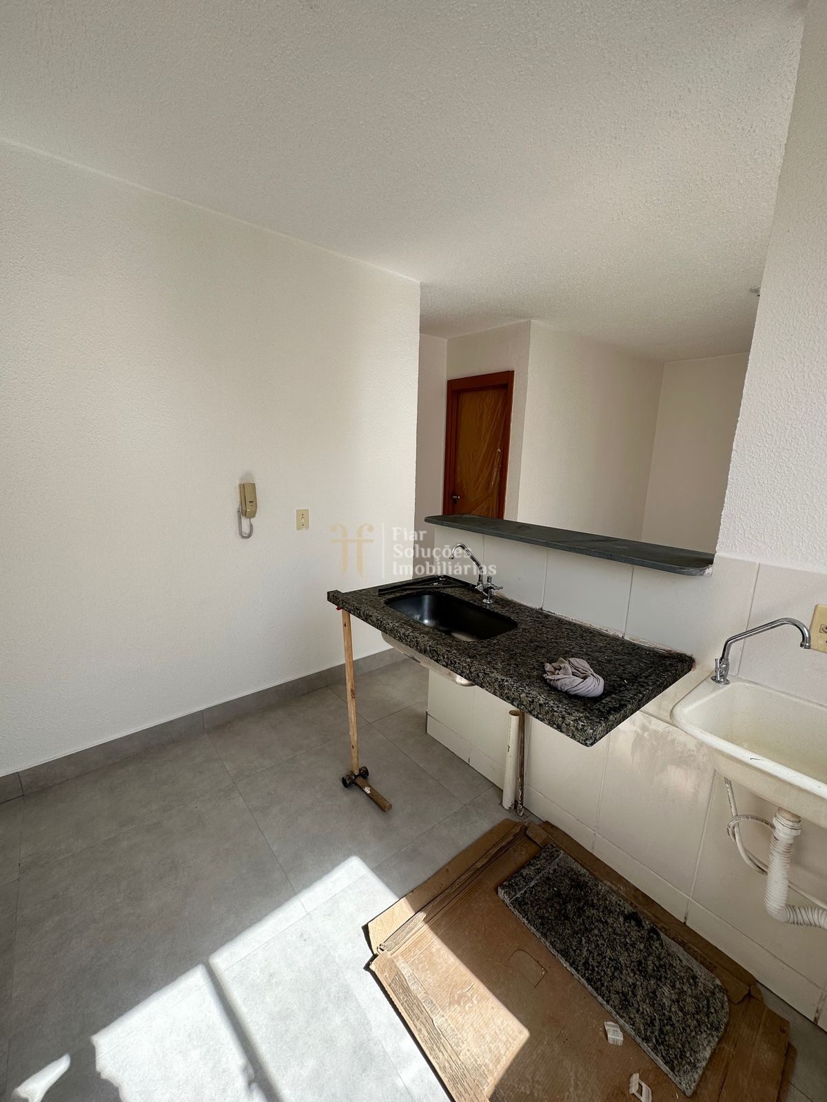 Apartamento à venda com 2 quartos, 39m² - Foto 3