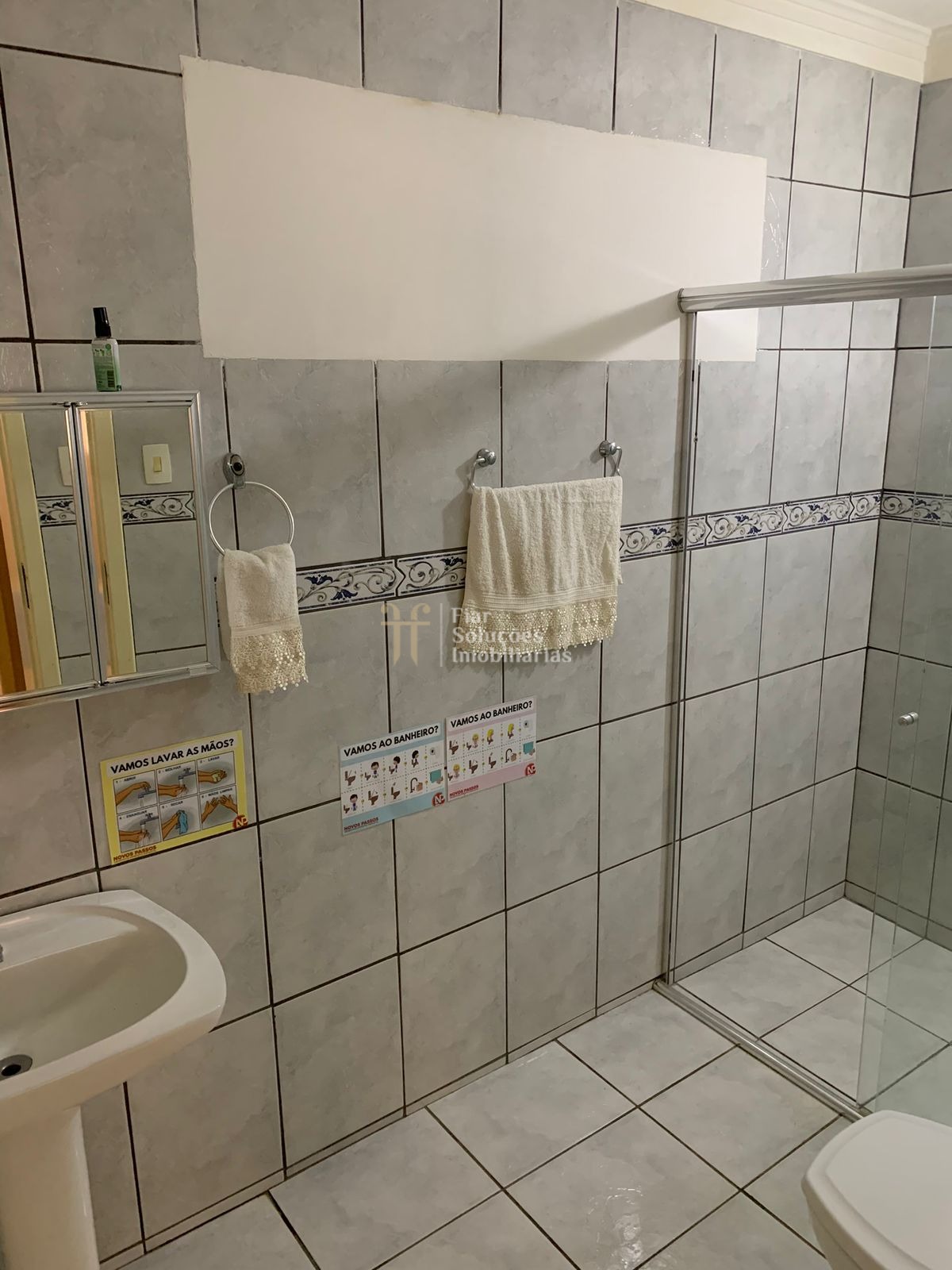 Casa à venda e aluguel com 2 quartos, 350m² - Foto 10