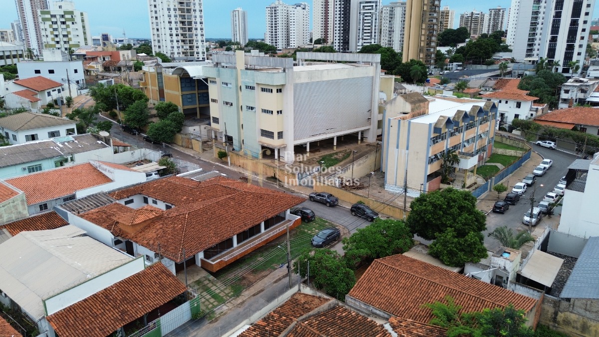 Casa à venda e aluguel com 6 quartos, 464m² - Foto 24