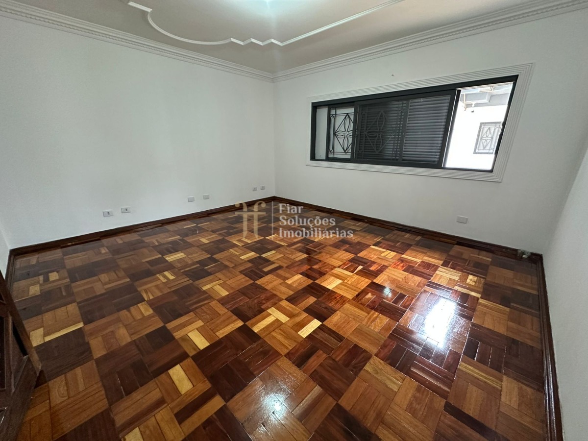 Casa à venda e aluguel com 6 quartos, 464m² - Foto 10