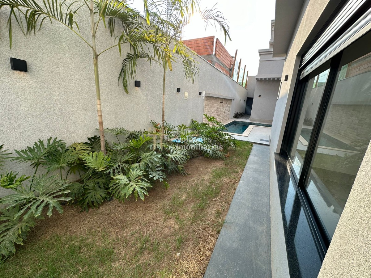 Casa à venda com 3 quartos, 259m² - Foto 15