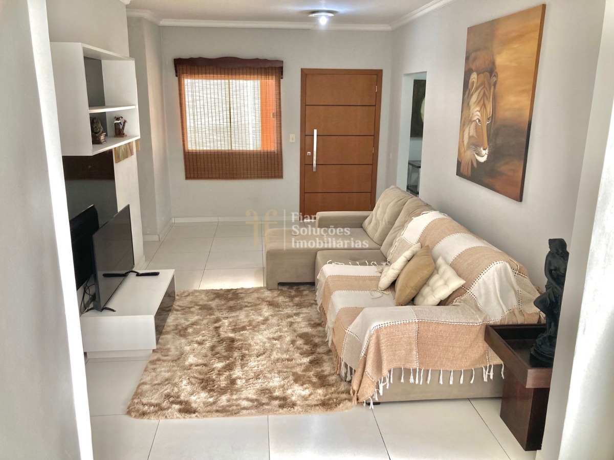 Casa à venda com 3 quartos, 200m² - Foto 4