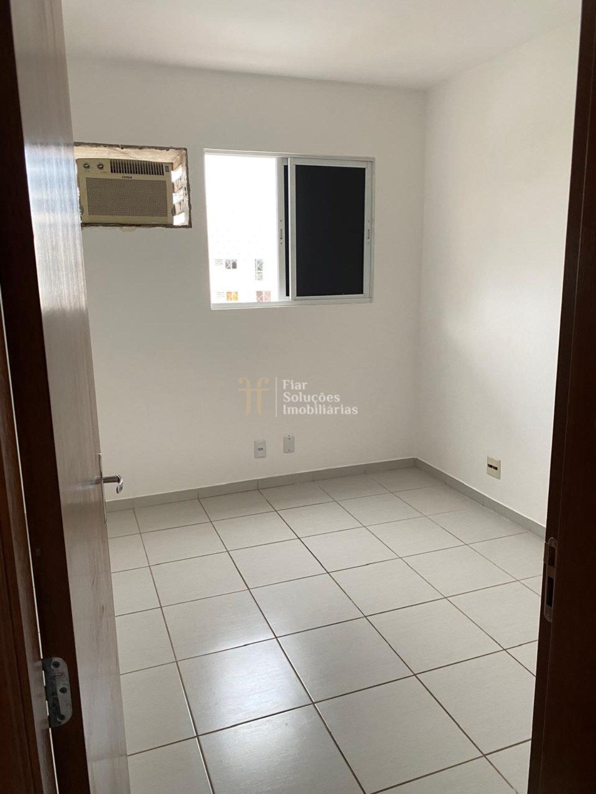 Apartamento à venda com 3 quartos, 76m² - Foto 5