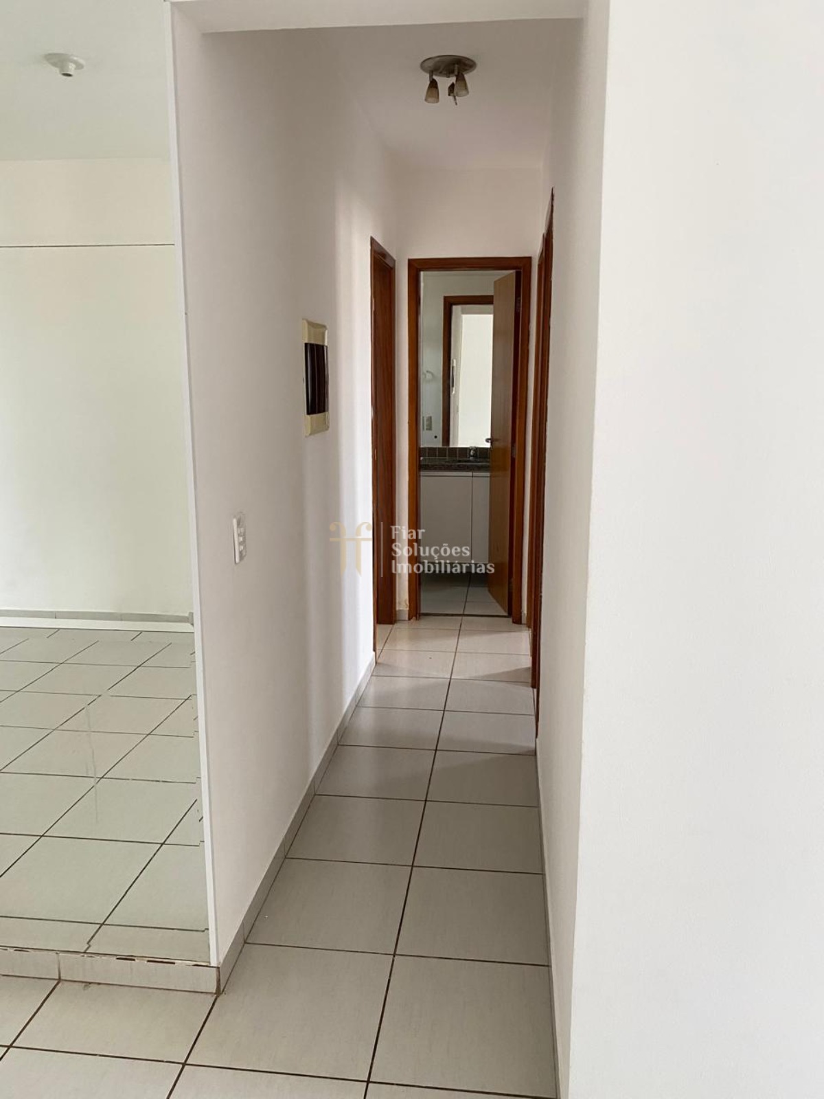 Apartamento à venda com 3 quartos, 76m² - Foto 4