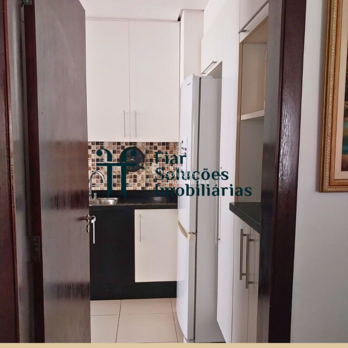 Apartamento à venda com 2 quartos, 70m² - Foto 5