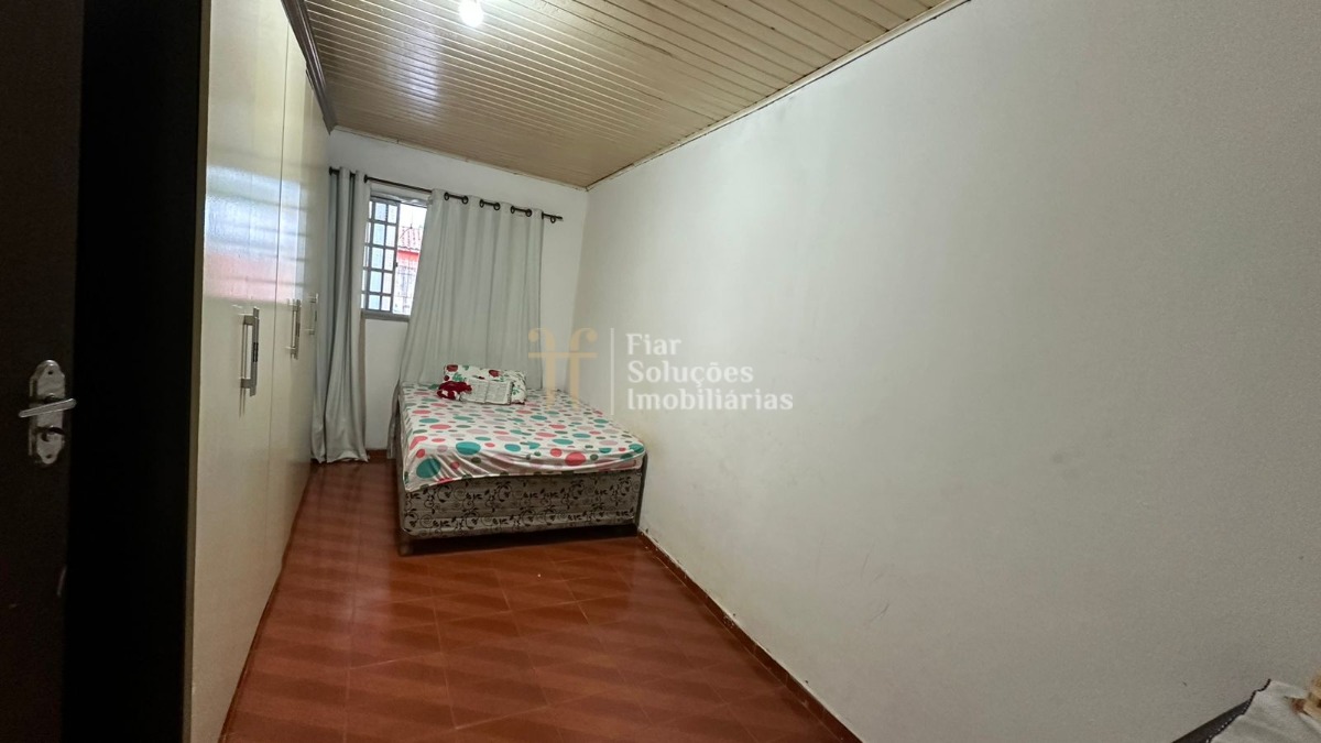 Casa à venda com 3 quartos, 180m² - Foto 8