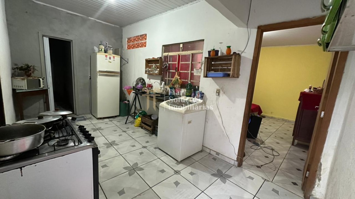 Casa à venda com 3 quartos, 180m² - Foto 6