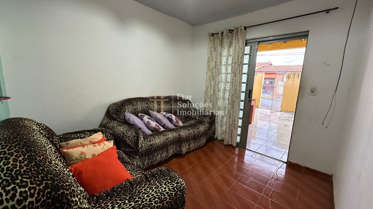 Casa à venda com 3 quartos, 180m² - Foto 4