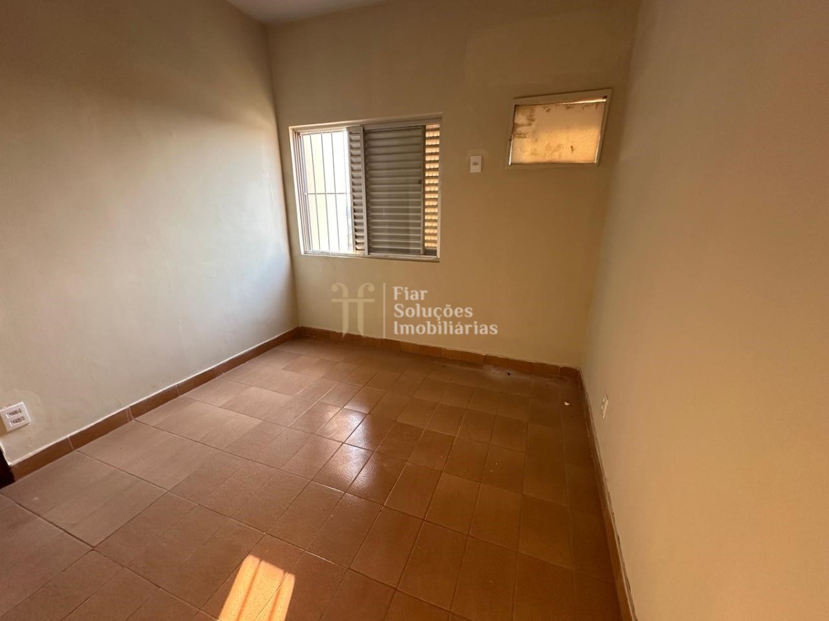 Apartamento para alugar com 3 quartos, 98m² - Foto 4