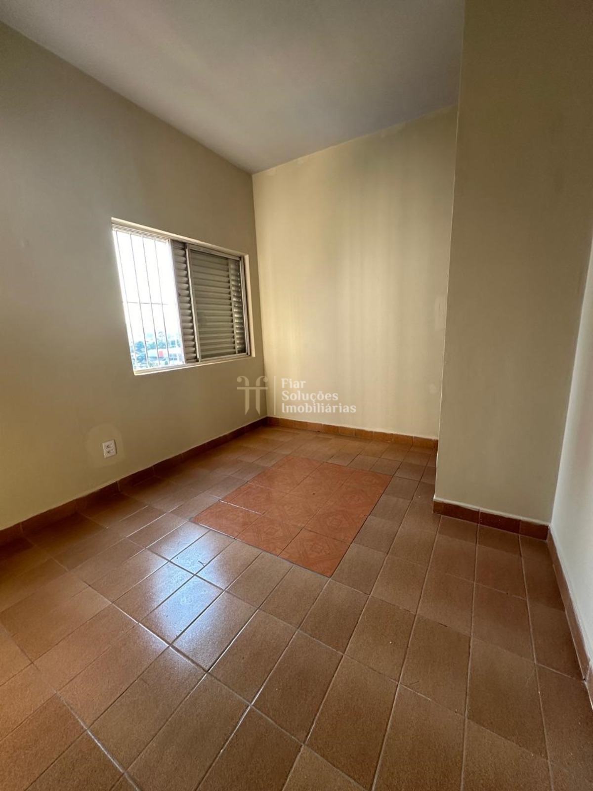 Apartamento para alugar com 3 quartos, 98m² - Foto 3