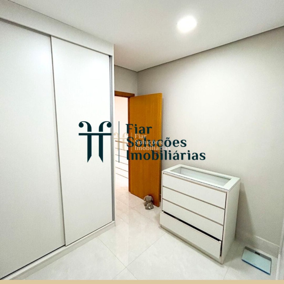 Sobrado à venda com 4 quartos, 289m² - Foto 10