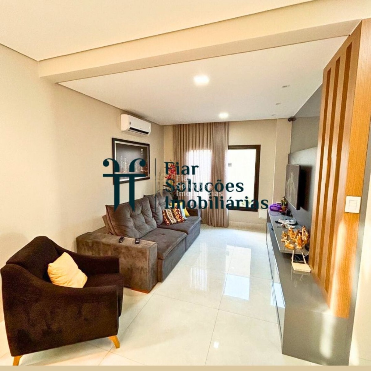 Sobrado à venda com 4 quartos, 289m² - Foto 2