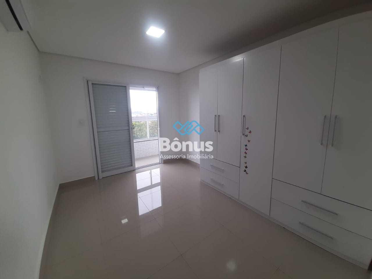 Apartamento à venda com 3 quartos, 137m² - Foto 16