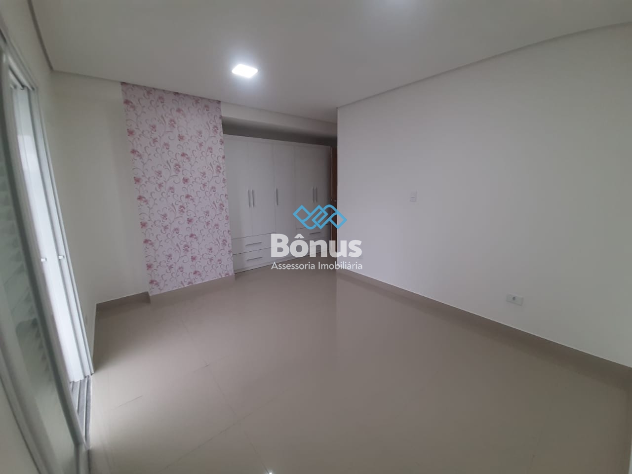 Apartamento à venda com 3 quartos, 137m² - Foto 15