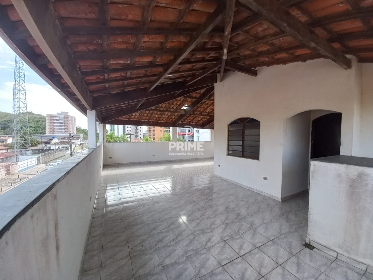 Casa à venda com 10 quartos, 418m² - Foto 28