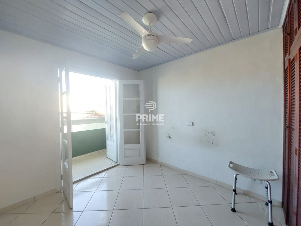 Casa à venda com 3 quartos, 150m² - Foto 17