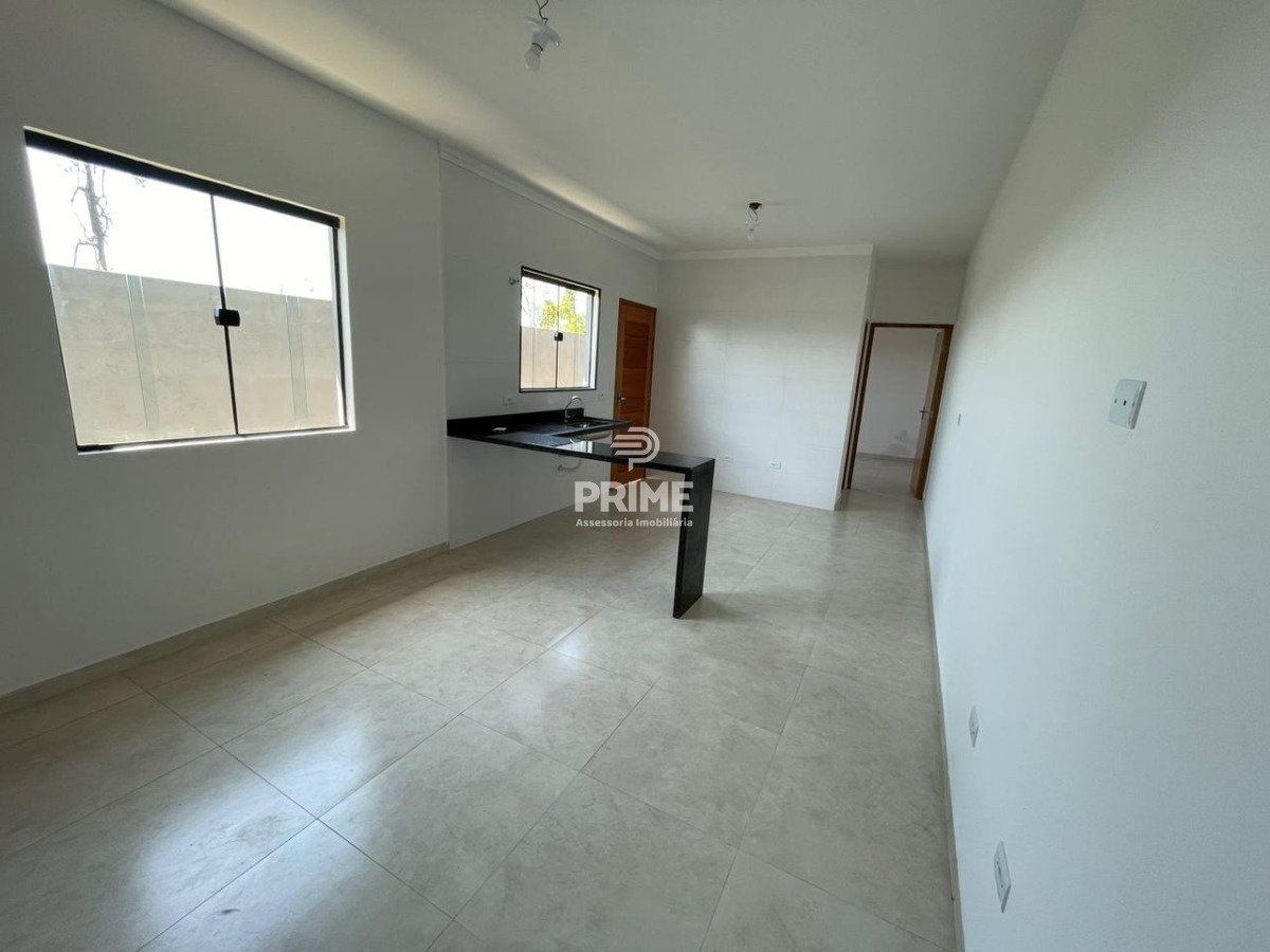 Casa à venda com 2 quartos, 55m² - Foto 4