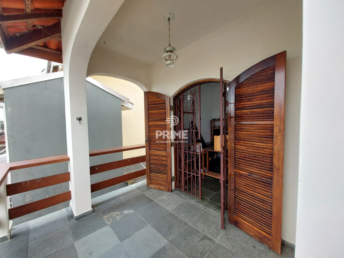 Casa à venda com 4 quartos, 244m² - Foto 17