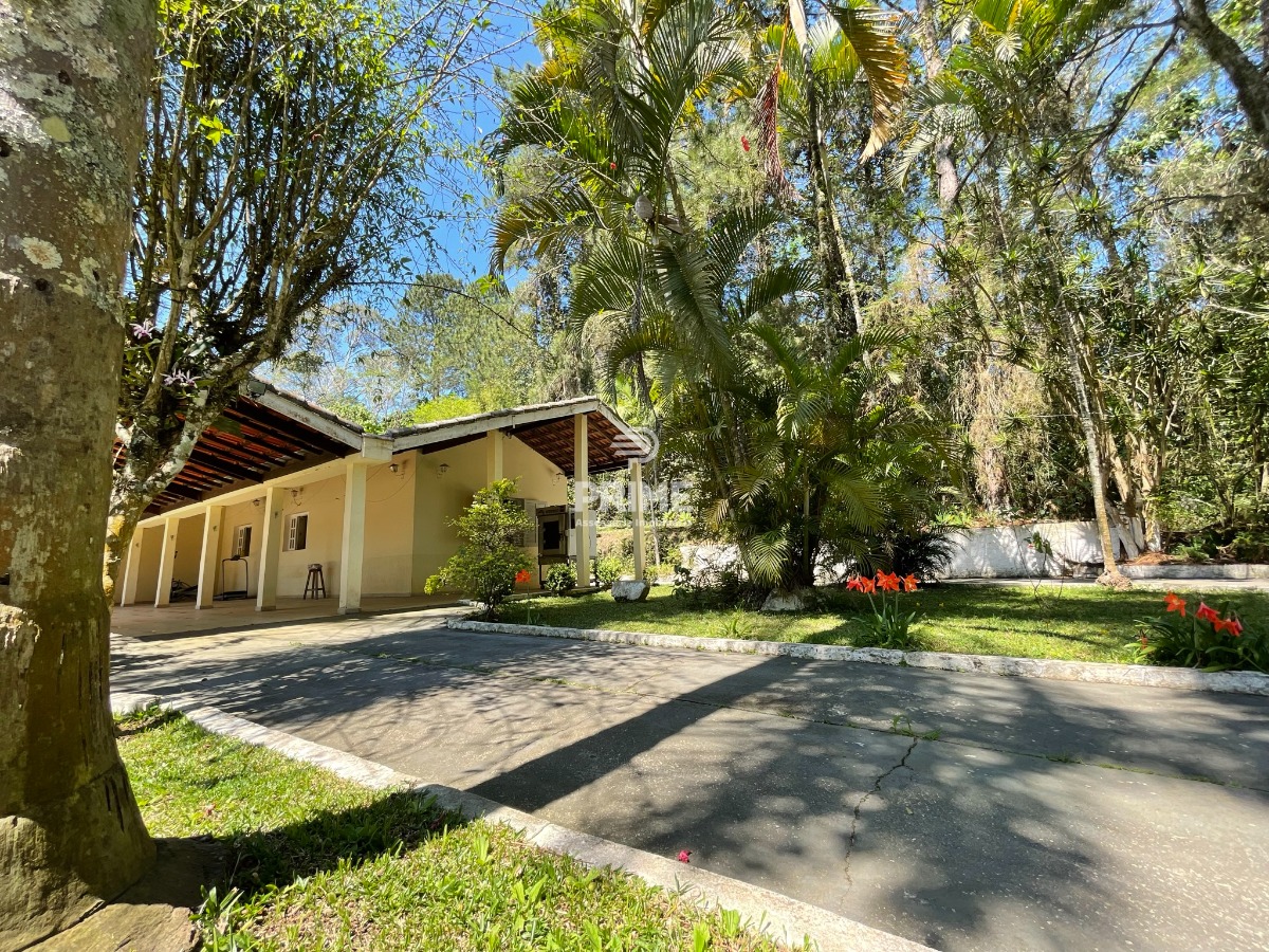 Fazenda à venda com 5 quartos, 300m² - Foto 14