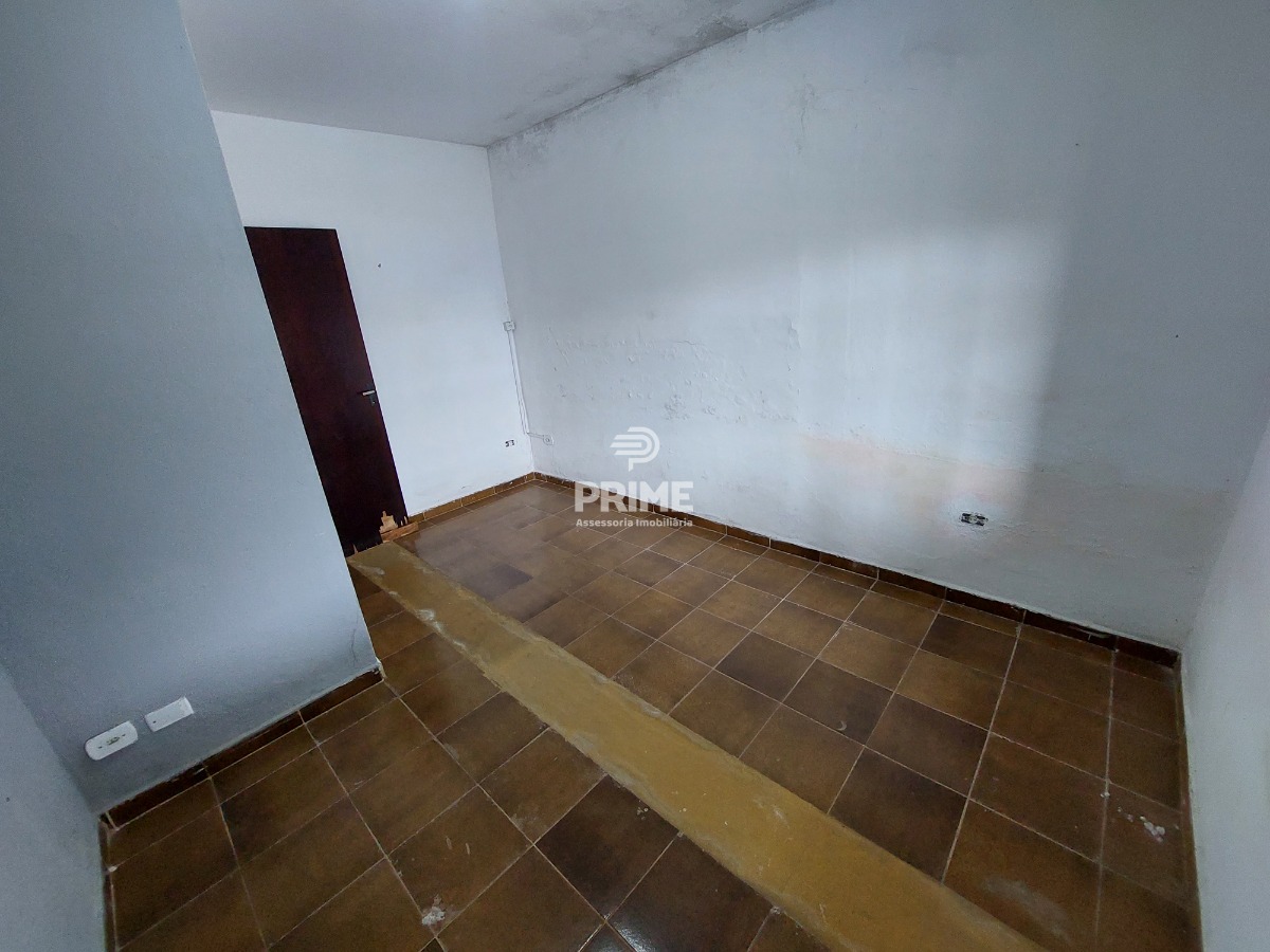 Casa à venda com 2 quartos, 70m² - Foto 12