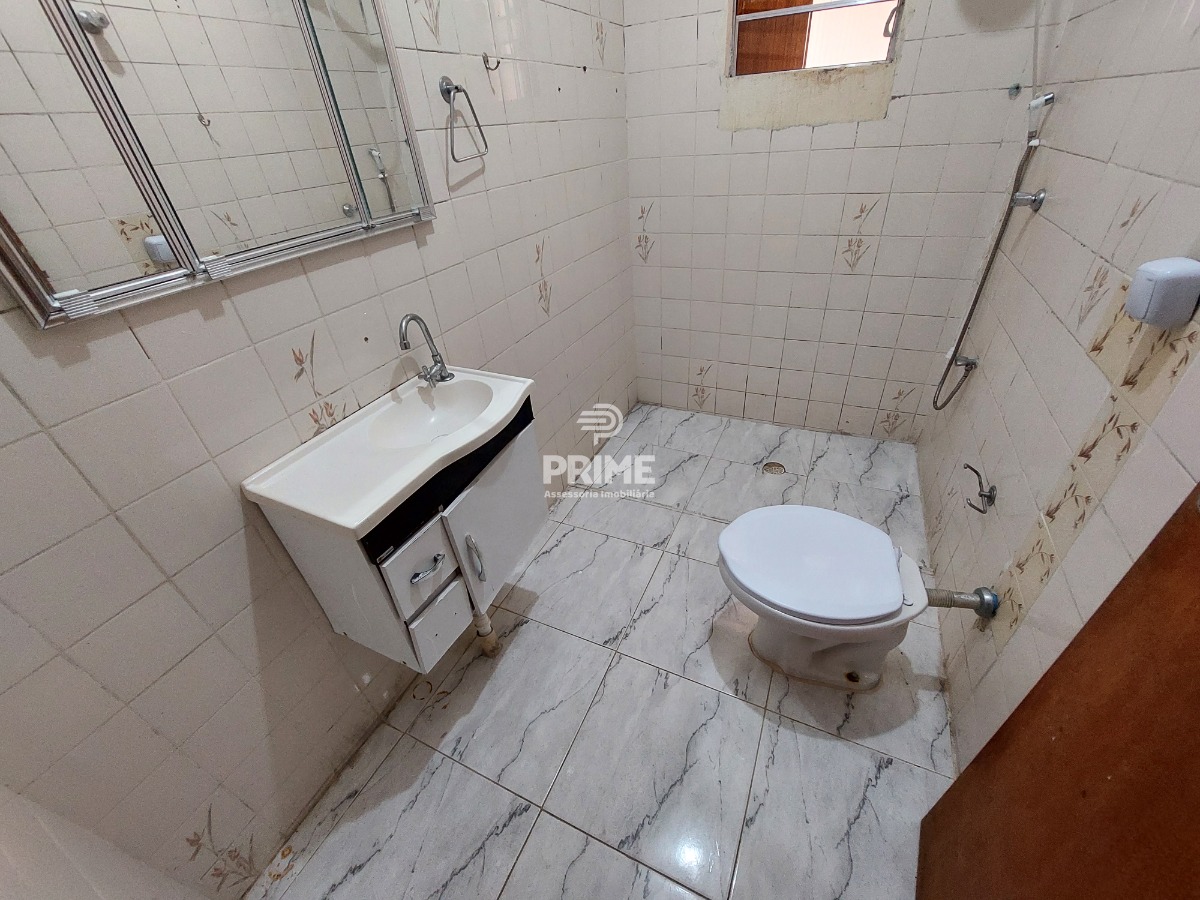 Casa à venda com 2 quartos, 70m² - Foto 15