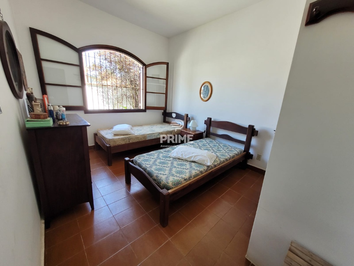 Casa à venda com 4 quartos, 240m² - Foto 27