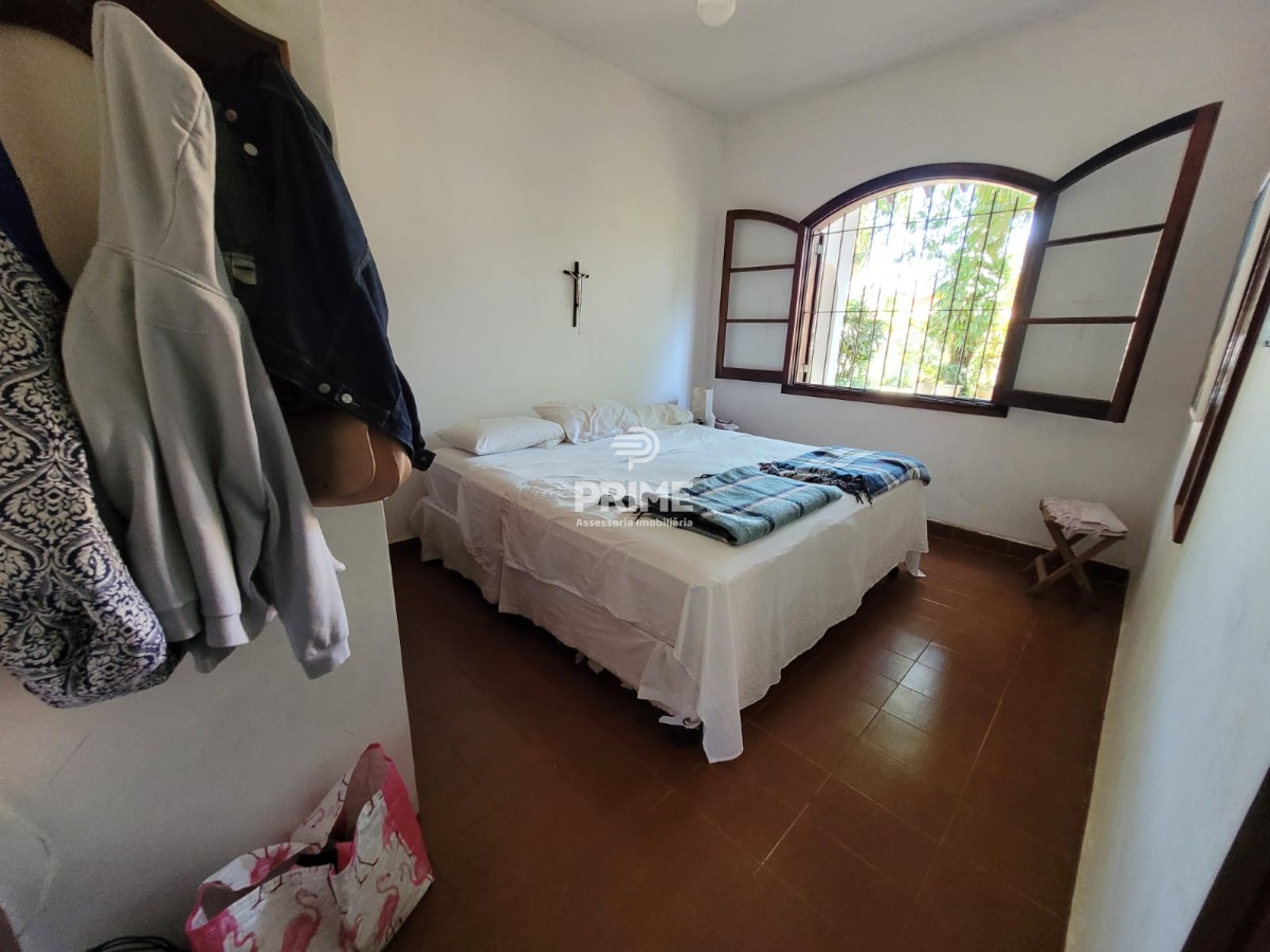 Casa à venda com 4 quartos, 240m² - Foto 28