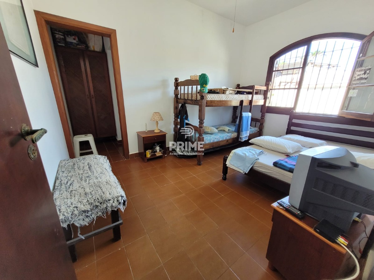 Casa à venda com 4 quartos, 240m² - Foto 22