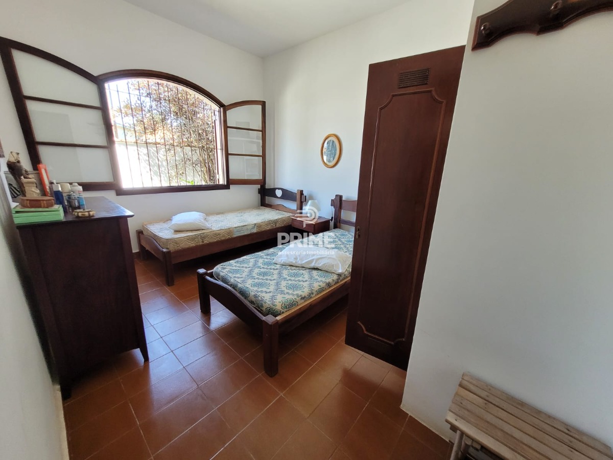 Casa à venda com 4 quartos, 240m² - Foto 19