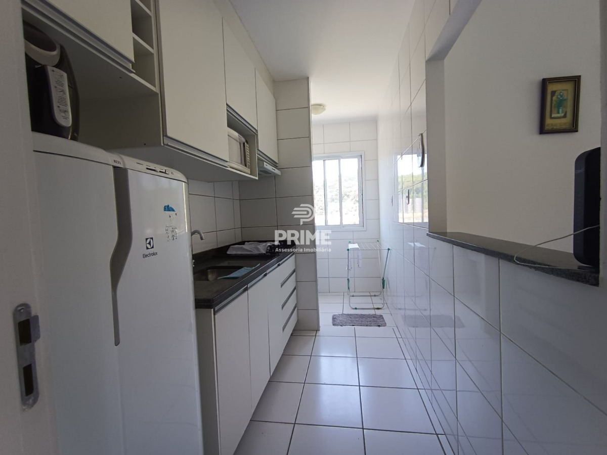 Apartamento à venda com 2 quartos, 48m² - Foto 2