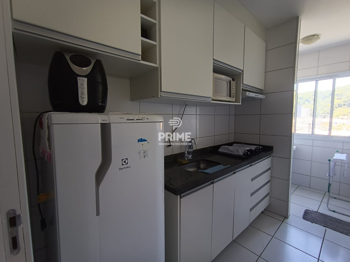 Apartamento à venda com 2 quartos, 48m² - Foto 4