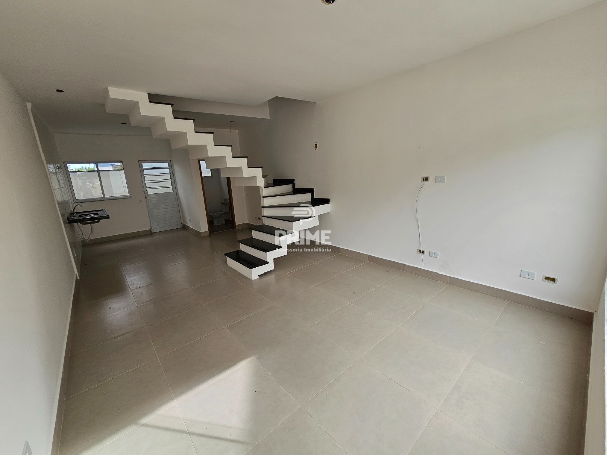 Sobrado à venda com 2 quartos, 80m² - Foto 3