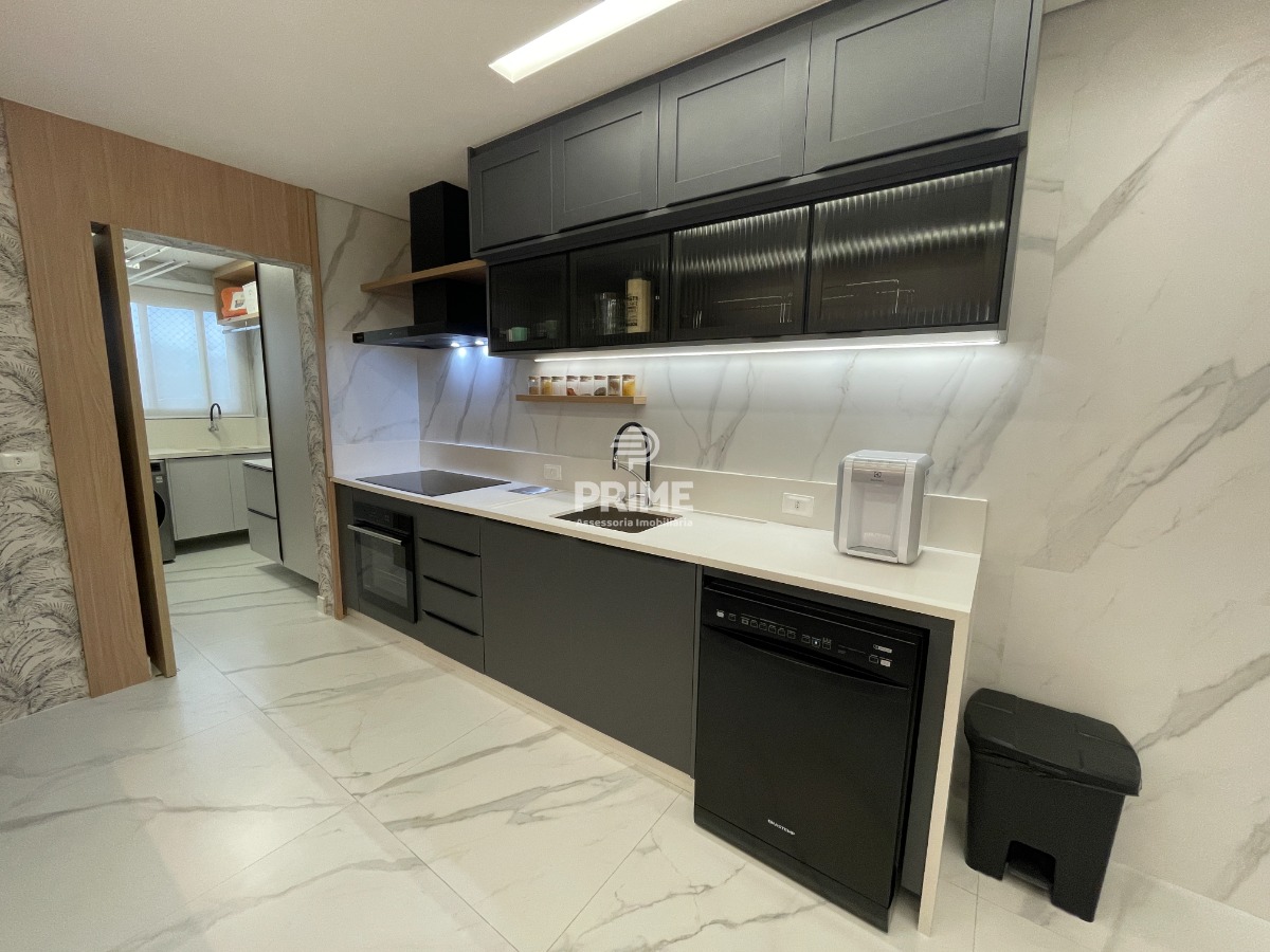 Apartamento à venda com 3 quartos, 143m² - Foto 8