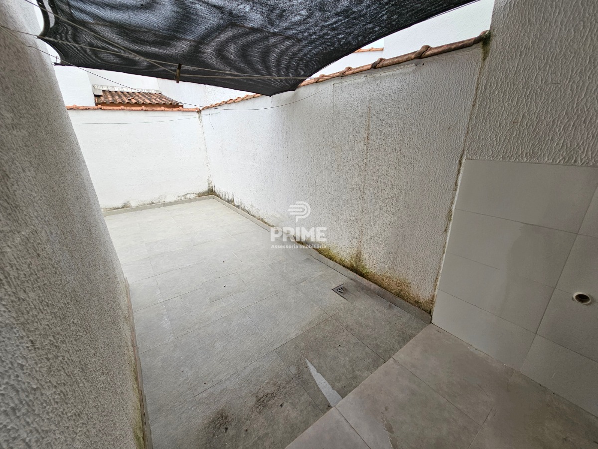 Sobrado à venda com 2 quartos, 75m² - Foto 25