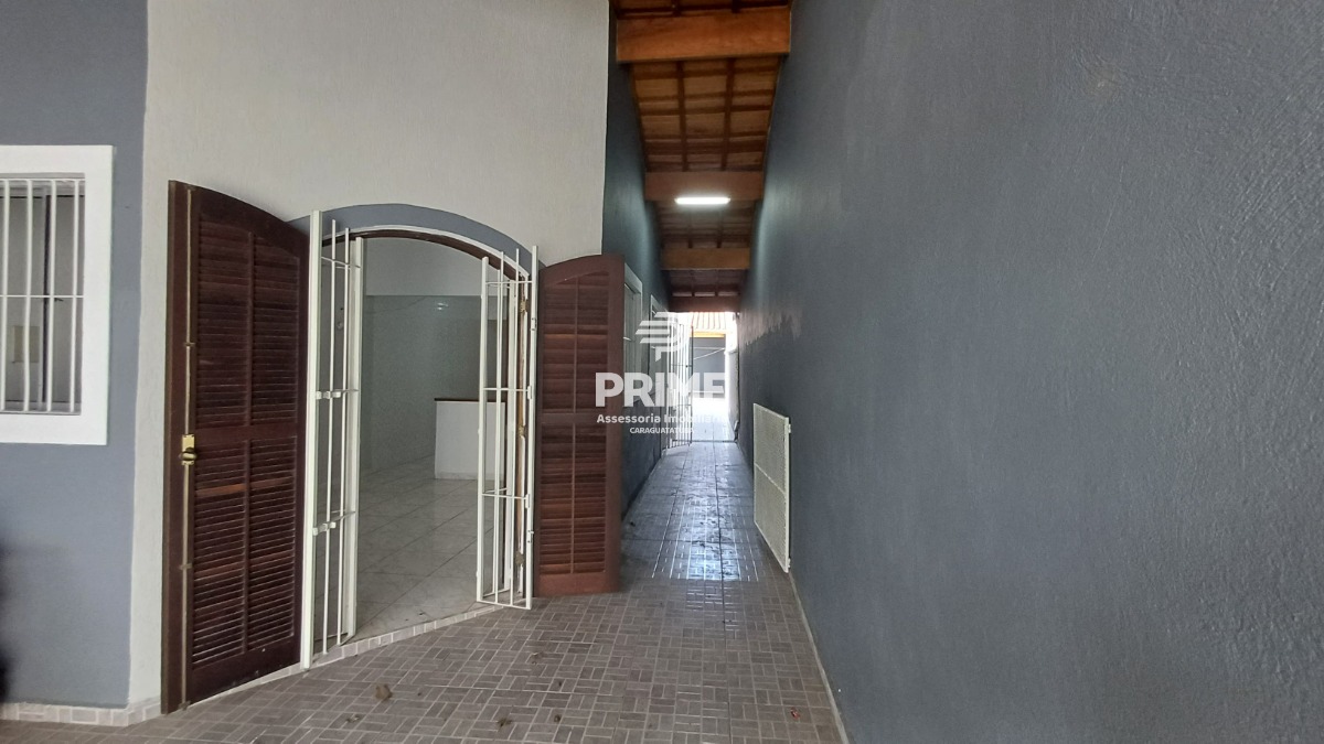 Sobrado à venda com 3 quartos, 168m² - Foto 1