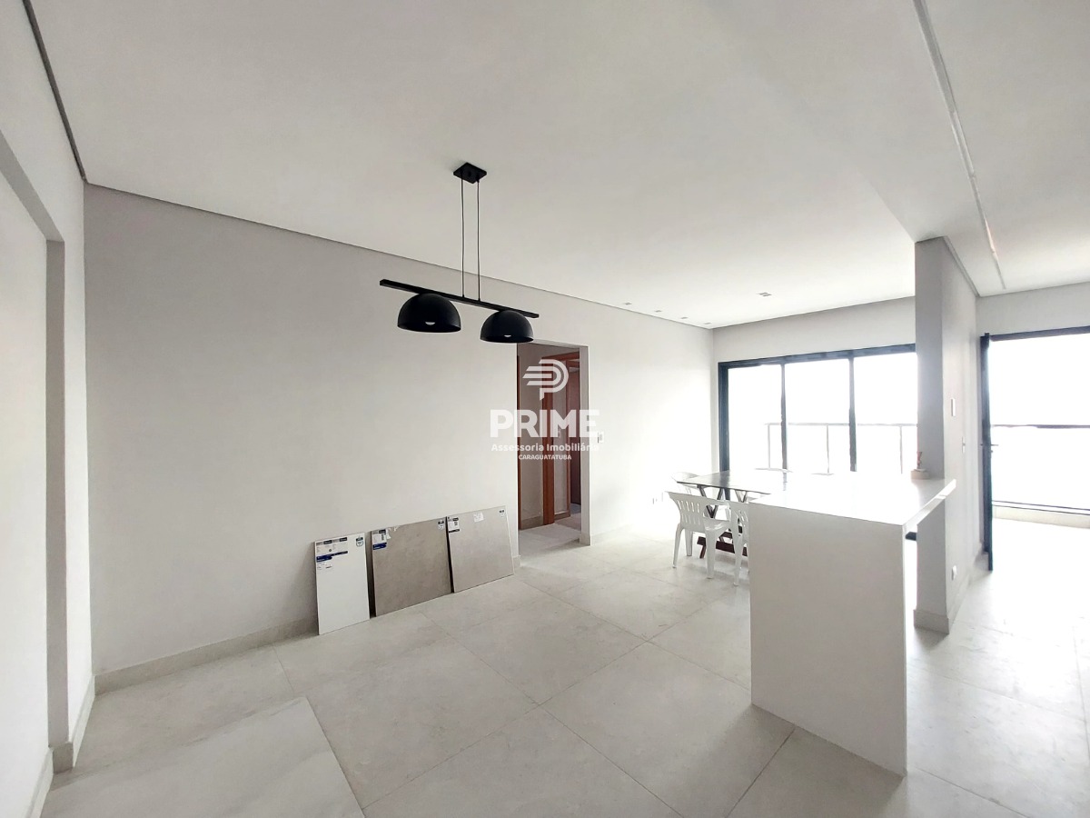 Apartamento à venda com 2 quartos, 74m² - Foto 2