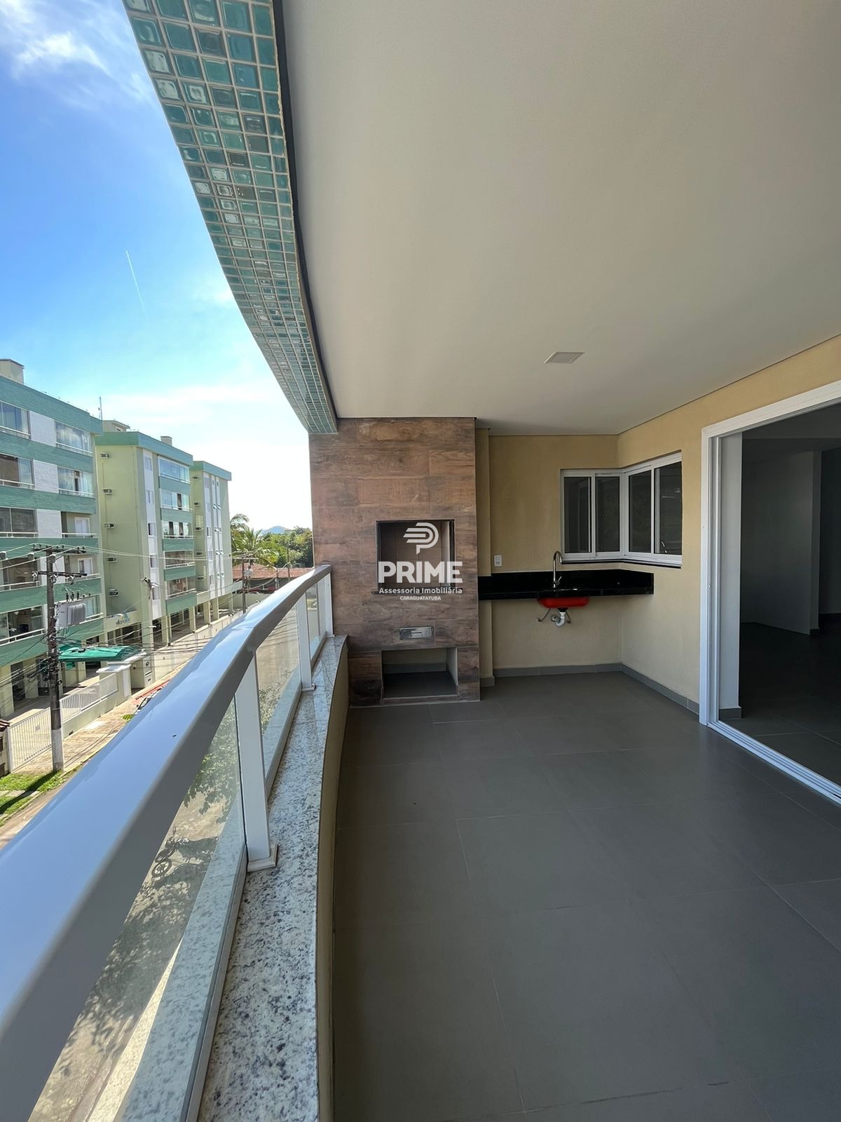 Apartamento à venda com 3 quartos, 206m² - Foto 6