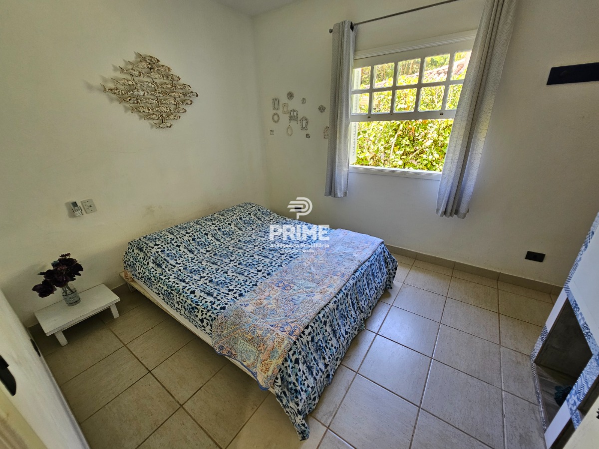 Casa à venda com 3 quartos, 240m² - Foto 17